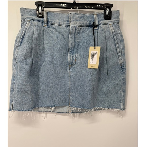 Agolde Dresses & Skirts - AGOLDE Los Angeles Becker Denim Skirt Raw Hem‎ Light Wash Women's Size 27